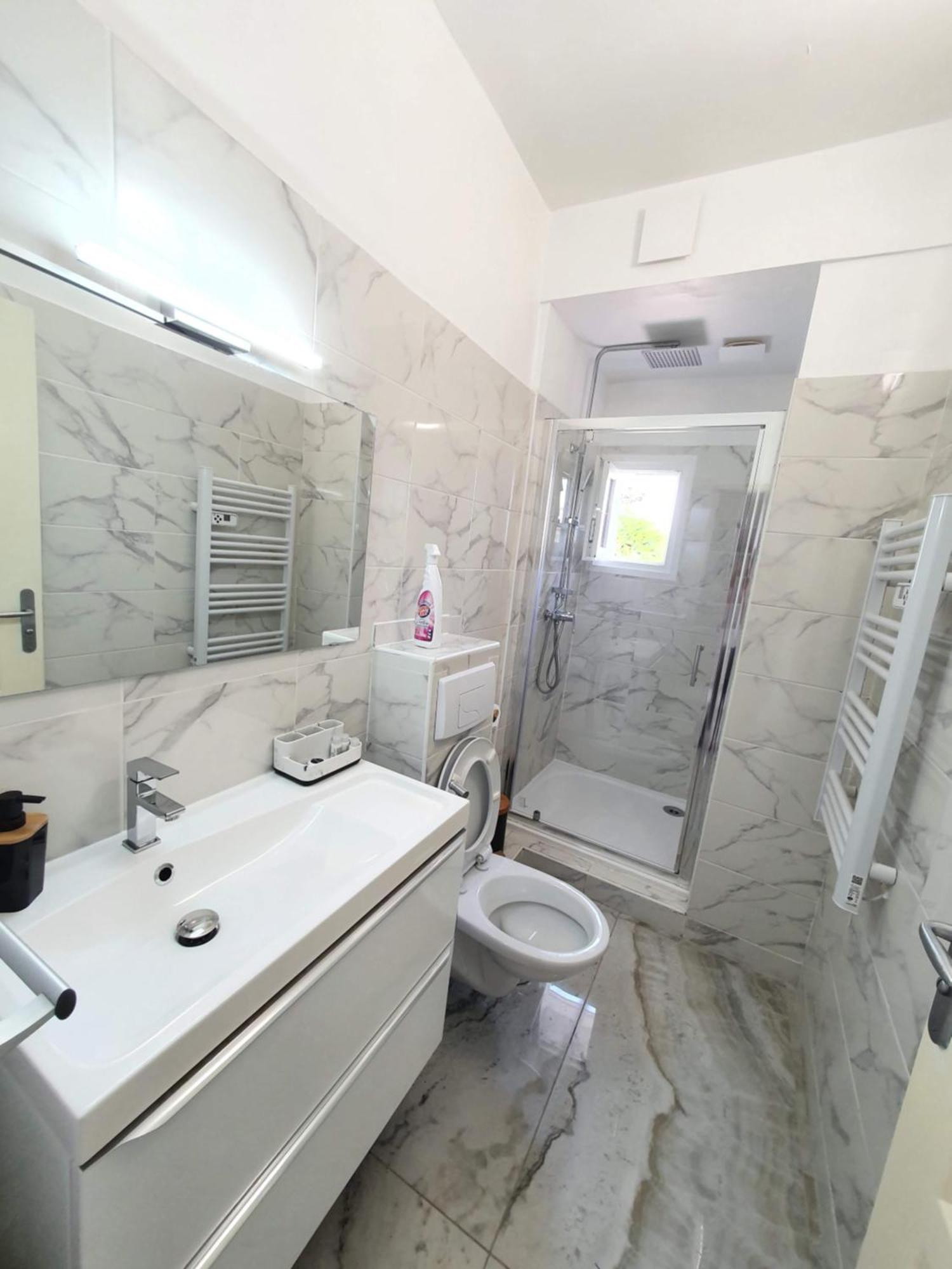 Logement Entier Avec Grand Jardin Et Parking Wifi 6 Et Fibre Berck المظهر الخارجي الصورة